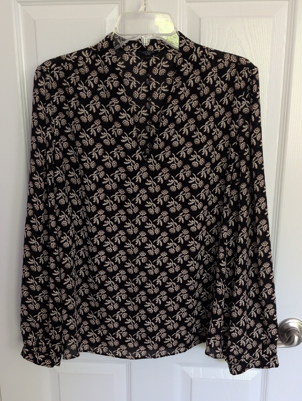 Ann Taylor Factory Black & Cream Floral Blouse - XLP